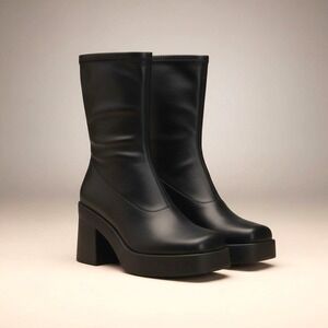 Steve Madden Klayton Black Platform Square Boots - Size 9 - NWT